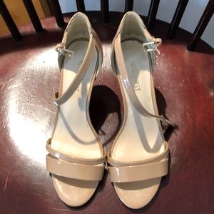 Nine West nude heels